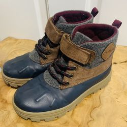 Carter’s Boot 🥾 (Kids)