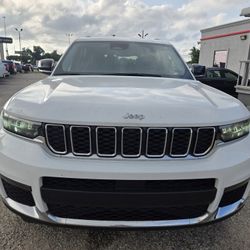 2023 Jeep Grand Cherokee 4x4 From $ 1,490 Down 