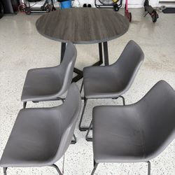 Kitchen Table And Chairs 