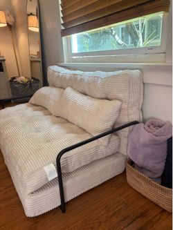 Free Chair/Bed