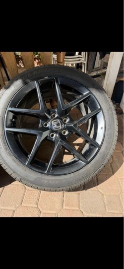 Set of 4 Black Alloy Wheels with Tires