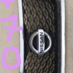 PARRILLAS PARA NISSAN Y VOLVO 