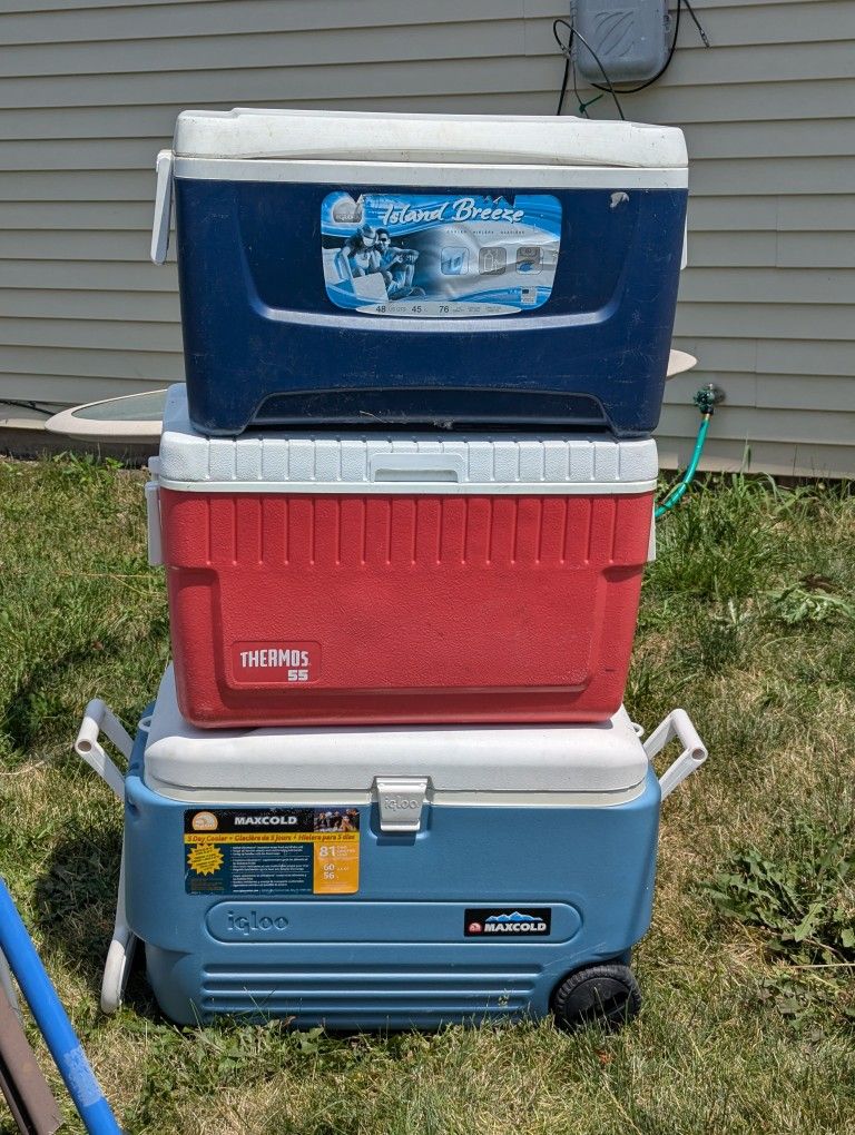 3 large camping cooler bundle $50.00 CASH FIRM