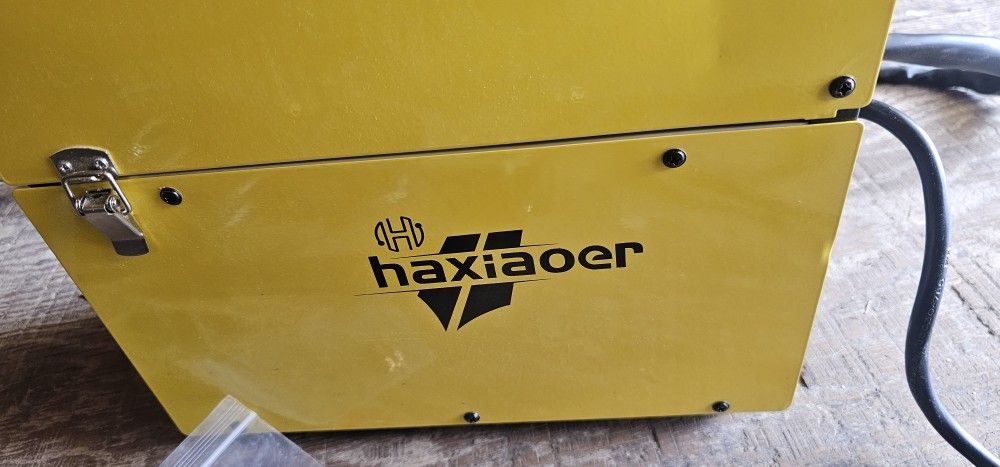 Haxiaor Inverter Welding Machine.