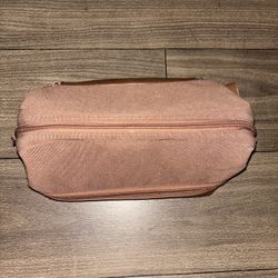 The Dopp Kit from BÉIS