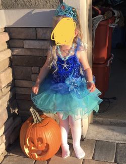 Mermaid Dress and hair clip size 3T