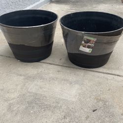 Plant Pots 4 Total