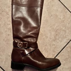Women’s Michael kors Boots Size 7.5
