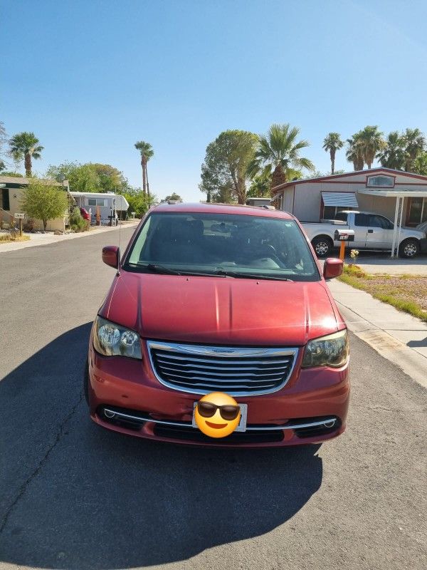 2012 Chrysler Town & Country