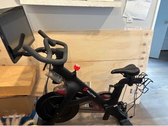 Peloton bike