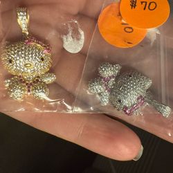 Hello Kitty Pendants 