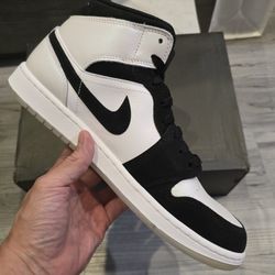 JORDAN MID DIAMOND SHORTS SZ 10.5