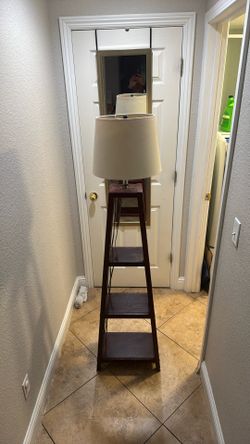 Book Shelves With Lamp