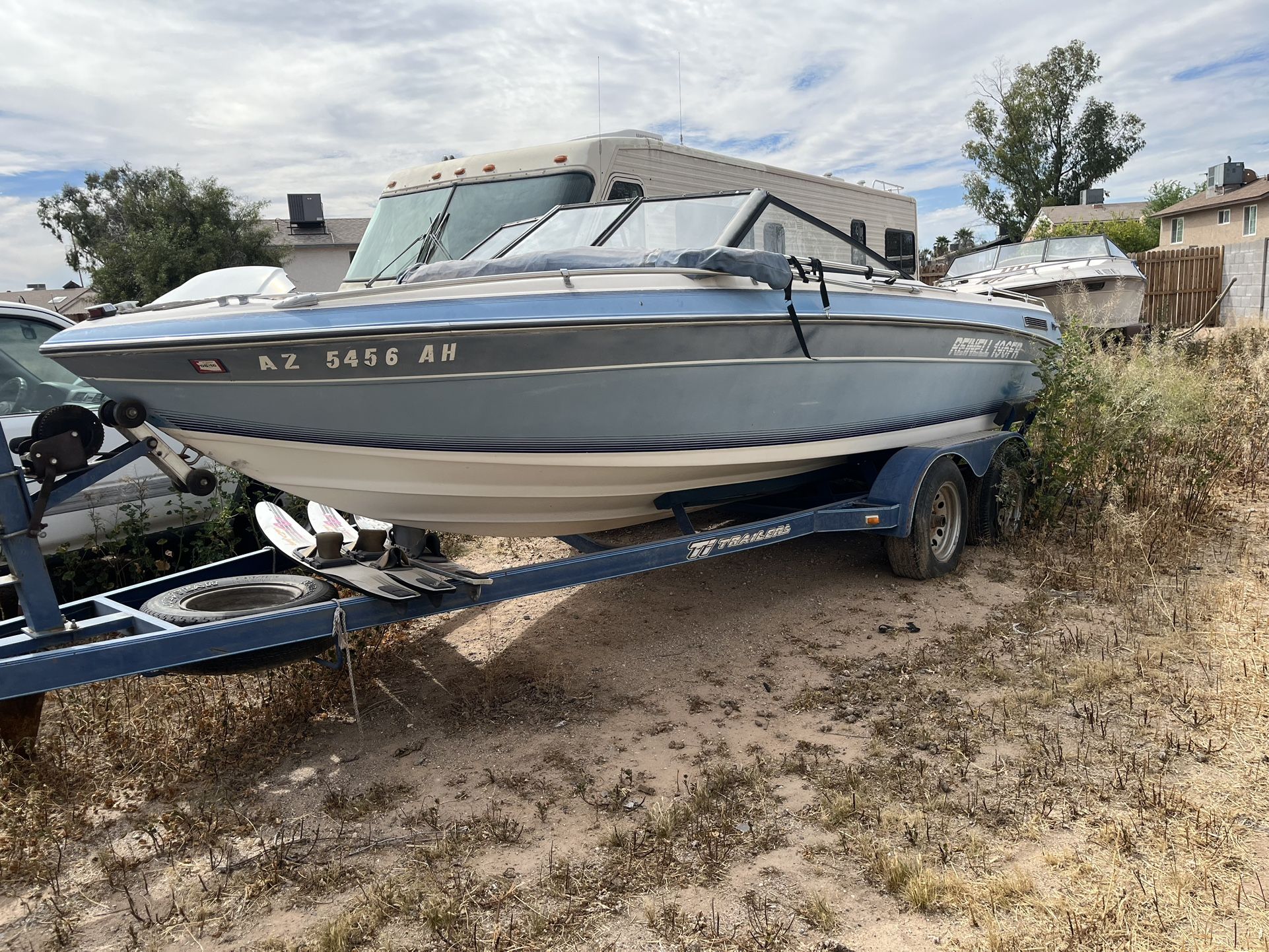 1989 Reinell 192 Ski Boat