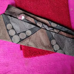 A Nice Pink, Grey, Black  & Tan w/ Circle Designs Men's Tie 