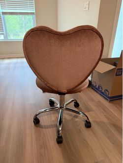 Vanity chair