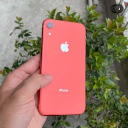 iPhone XR Unlocked With Warranty 