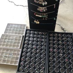Jewelry/Origami Owl 