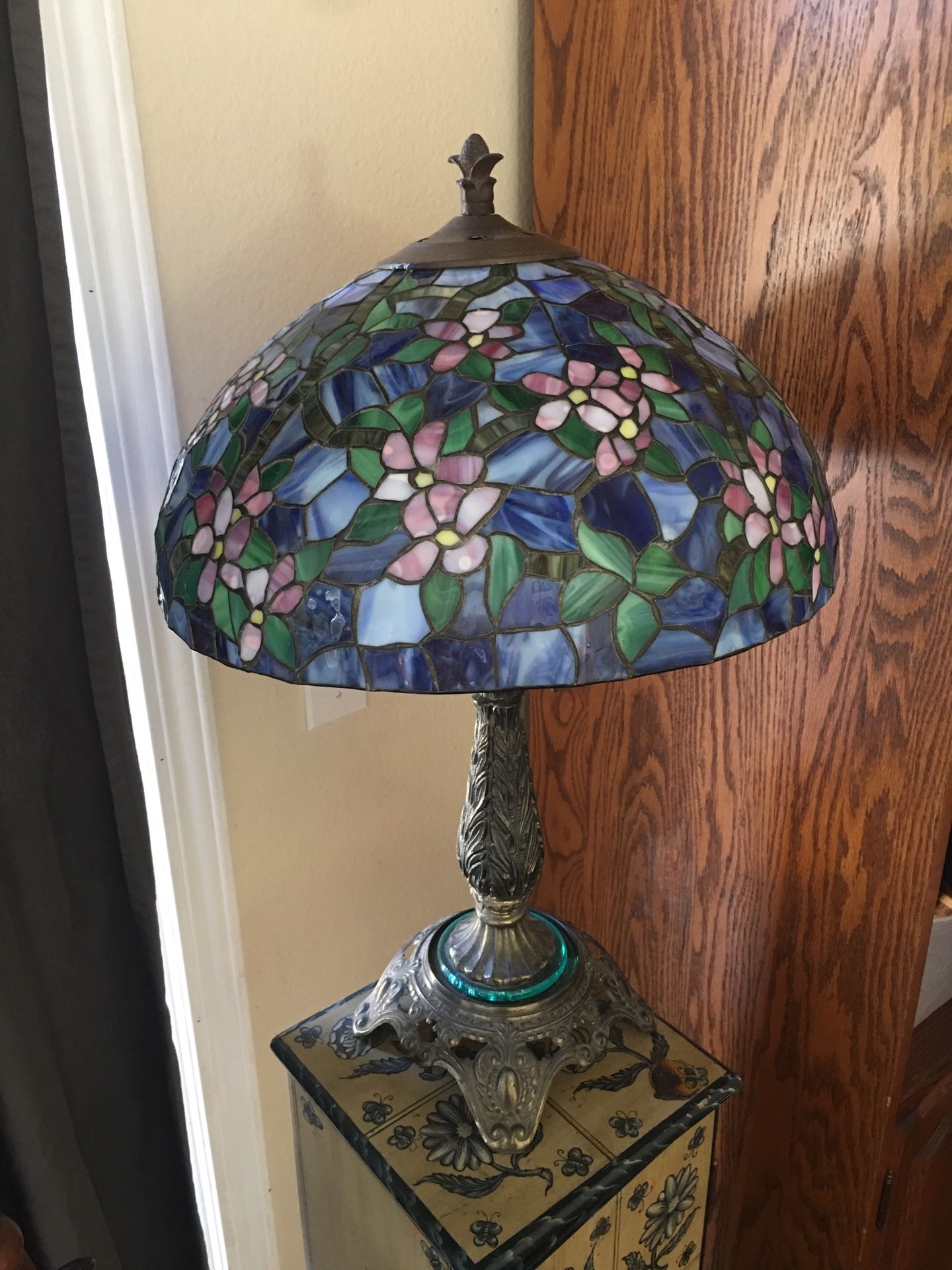 Tiffany lamp