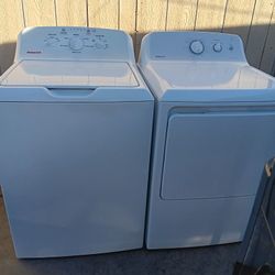 Lavadora y Secadora de gas marca Hotpoint 