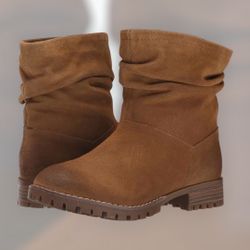 * NEW*~ Size 10 ~Flip Burnished  Boots by Chinese Laundry