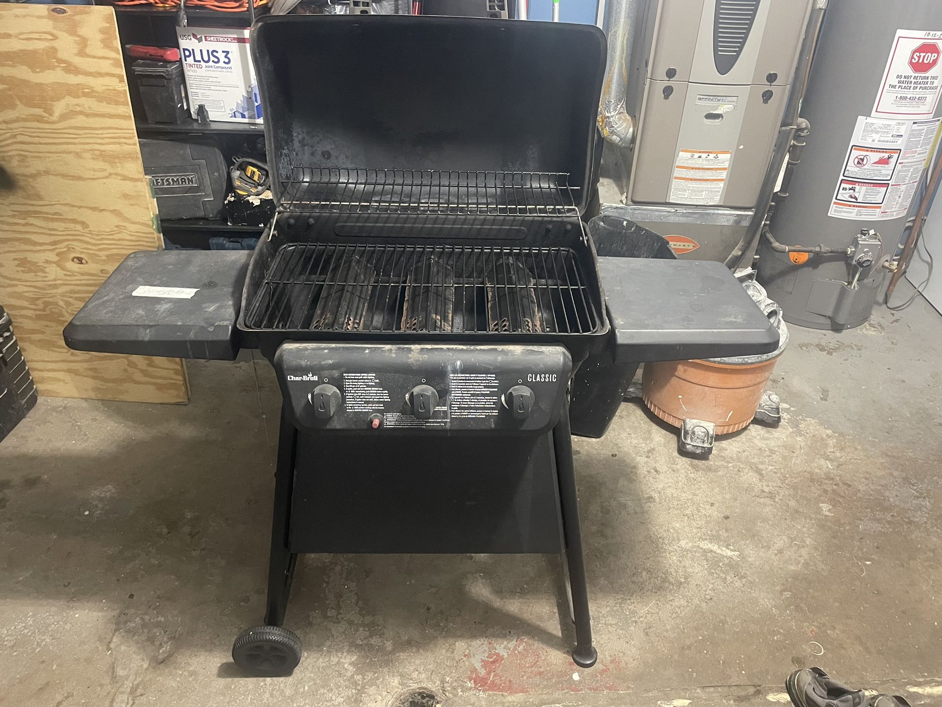Parrilla De Gas En Buen Estado Poco Uso