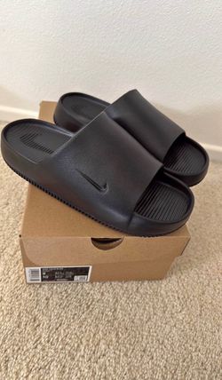 Nike slides
