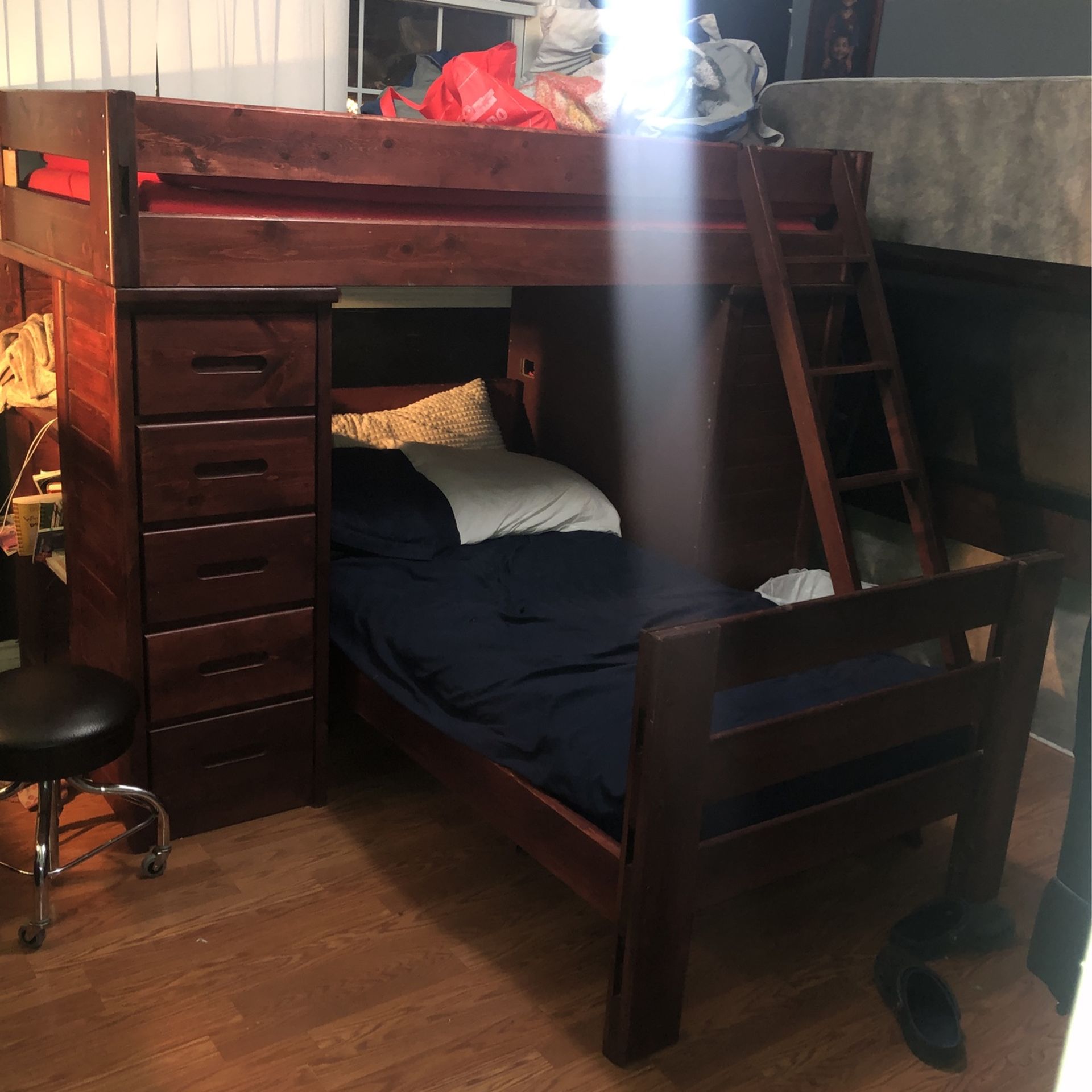 Bunk beds Twin With Desk In Book Shelve