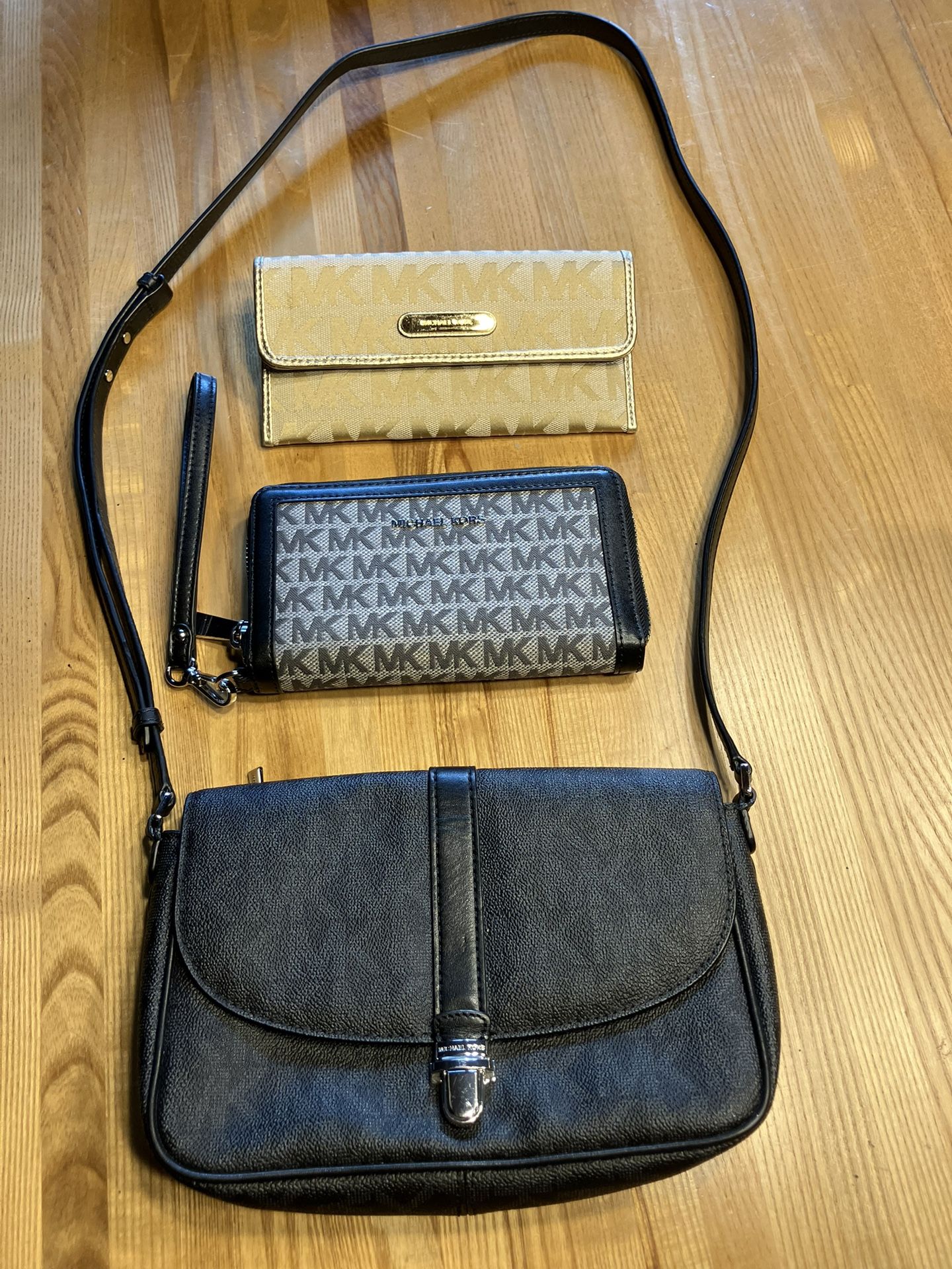 MICHAEL KORS BUNDLE (MK)