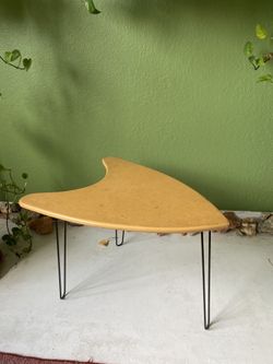 Vintage Mcm Atomic Hair Pin Coffee/Cocktail Table Guitar Pick