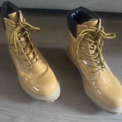 Fashion Nova - Bronx Babe Boots (Camel Color)