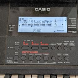 Piano Casio CT-X700