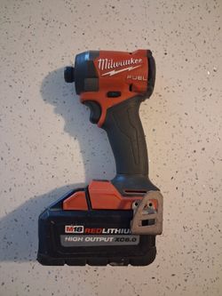 Milwaukee m18 fuel impact Hex