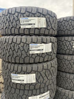 SPECIAL PRICING 35x12.50R20 Toyo Open Country R/T Trail - $400 Each Installed