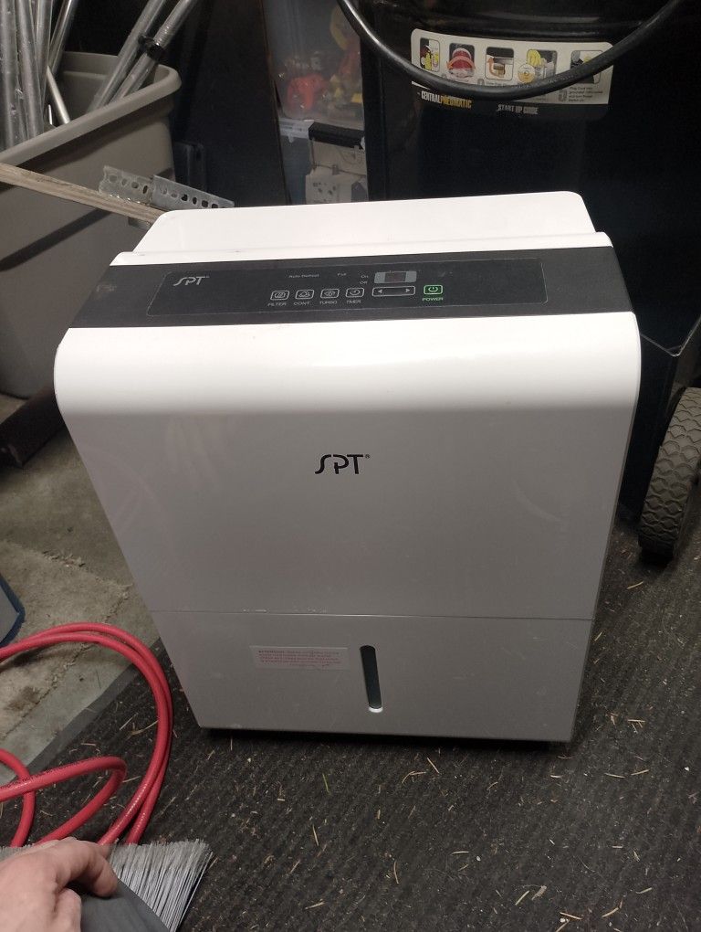 SPT Dehumidifier 30 pint