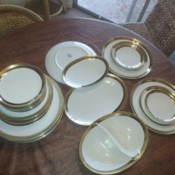 Fine China Dinnerware