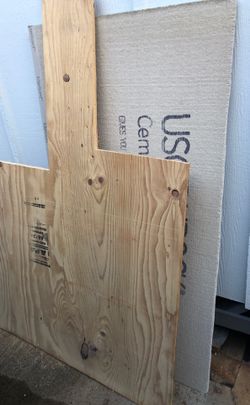 Bathroom remodel leftovers 3/4 borat, durarock