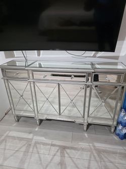 Mirror bedroom dresser with night stands