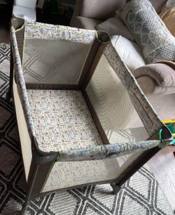 Graco playpen
