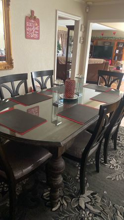 Wood dining table