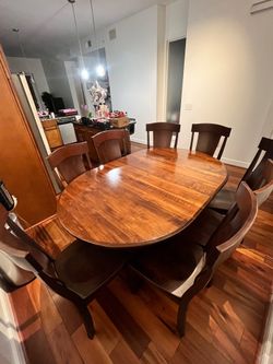 Solid oak dining table 8 chairs (complete)