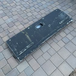 99-06 Chevy Silverado Tailgate