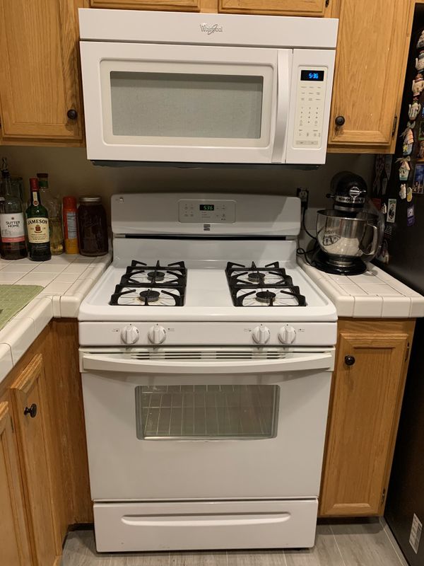 Gas stove, overhead microwave, Samsung dishwasher for Sale in Las Vegas