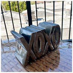 Vintage Style Metal XOXO Statue for Home decor 