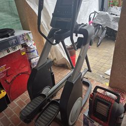 NordicTrack FS7I FreeStride Elliptical Trainer