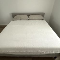 Grey Fabric Upholstered Bed And Gel Memory Foam Mattress Set King Size