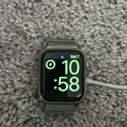 Gently Used Apple Watch Series 6 44 MM W/ Accessories! 
