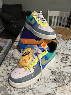 Limited Edition - UNDEFEATED X NIKE AIR FORCE 1 LOW SP  “community” - Size 12