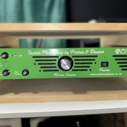 Porter & Davies ButtKicker w/ Purple Throne – Excellent Condition