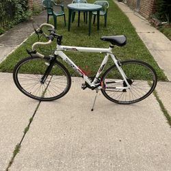 28” (700x32)